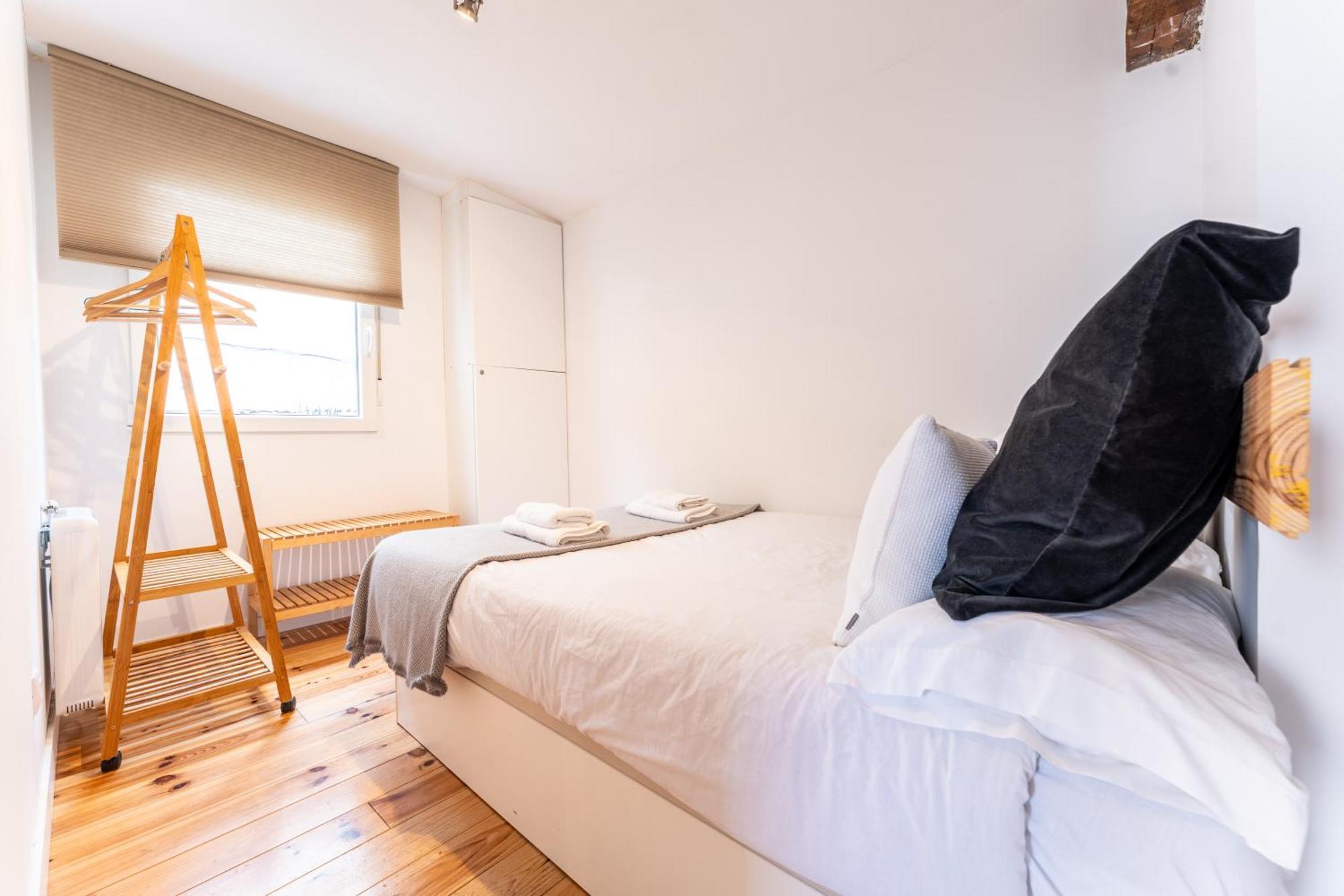 Warm And Inviting, Central Location By Urbanhosting Сантандер Екстериор снимка