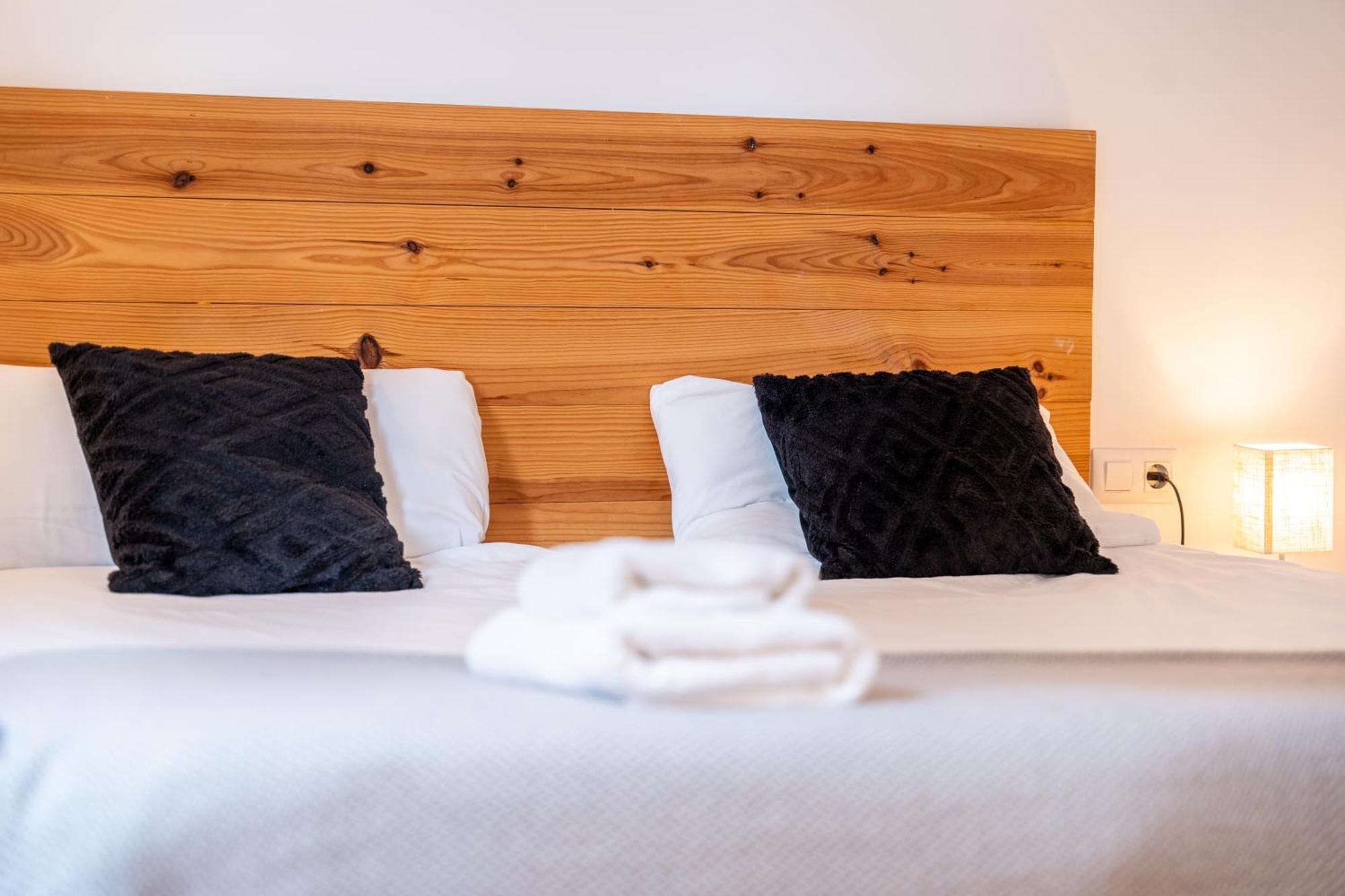 Warm And Inviting, Central Location By Urbanhosting Сантандер Екстериор снимка